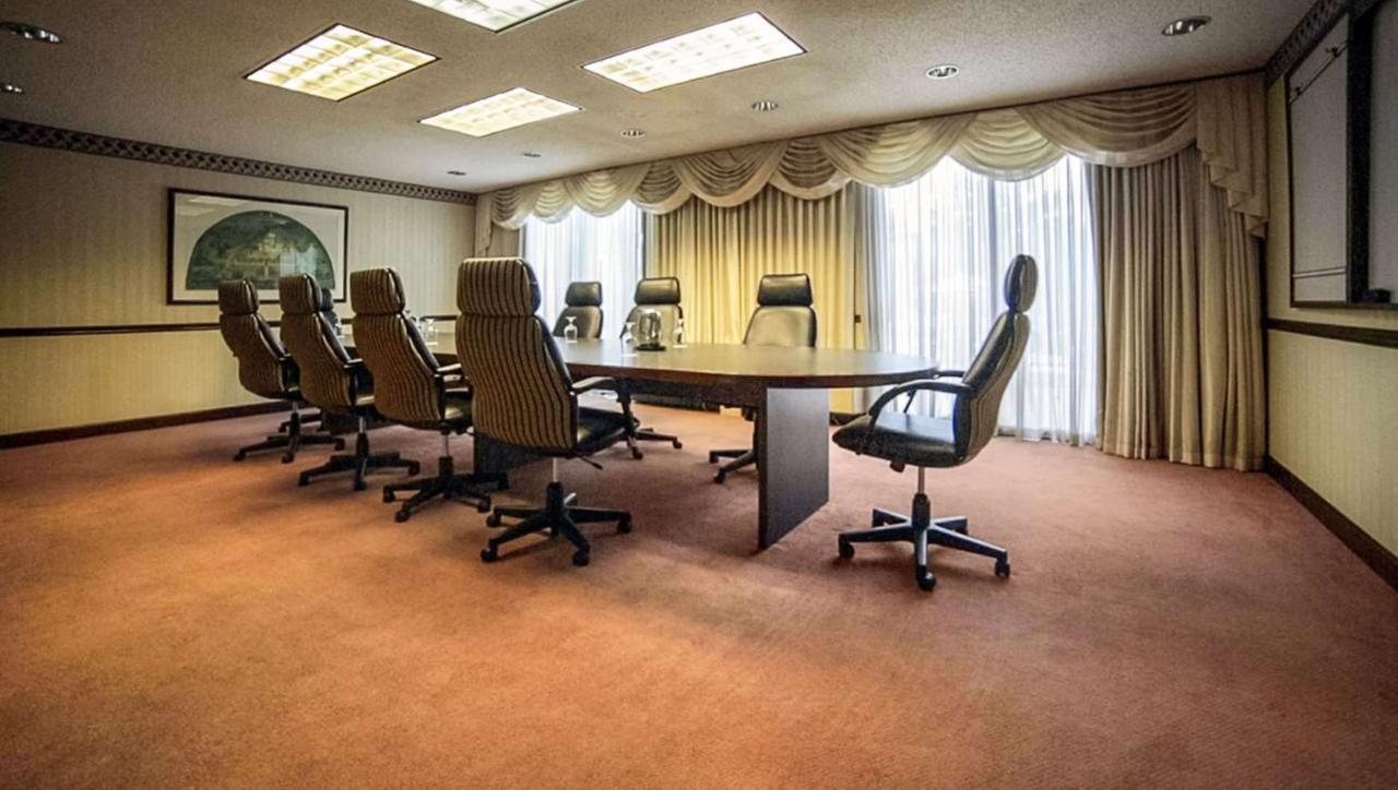Magnuson Grand & Conference Center Somerset-Bridgewater Екстериор снимка