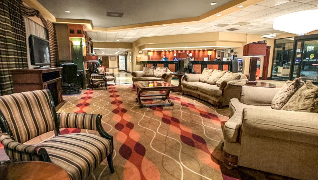 Magnuson Grand & Conference Center Somerset-Bridgewater Екстериор снимка